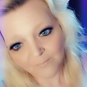 Meet your Posher, Tonya renee